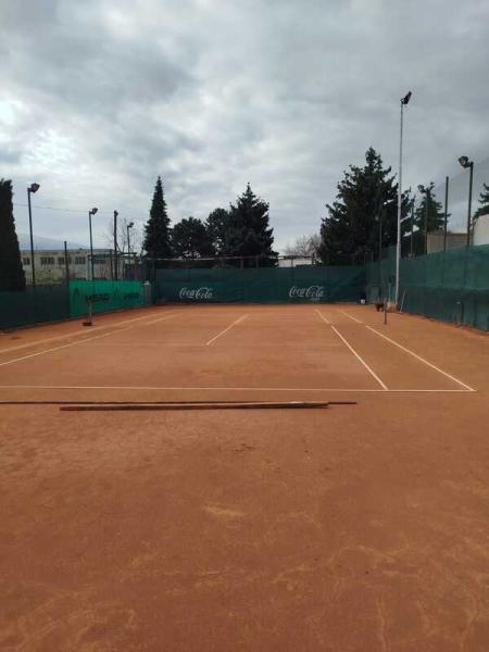 4-pizzeria-Gastro-tenisov-kurt